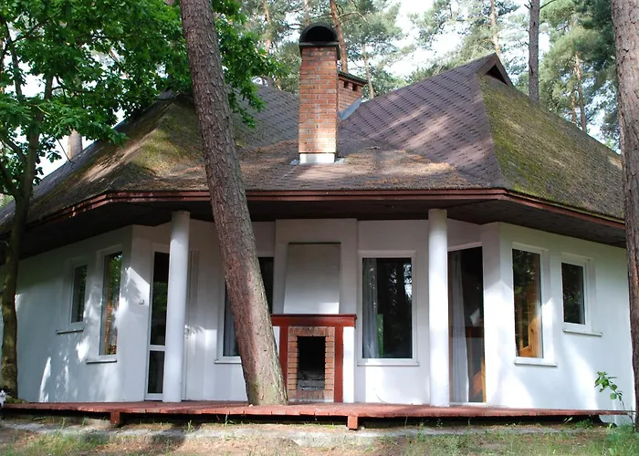 Domyletnie Dom 150 M2 , 6 Bedroom Semesterbostad Pobierowo